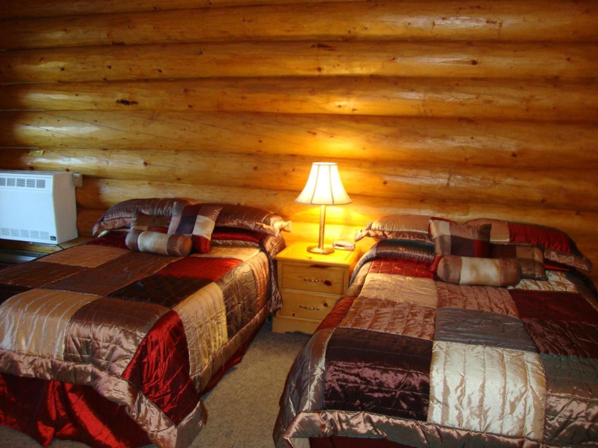 Helmcken Falls Lodge Cabin Rooms And Rv Park Clearwater Zewnętrze zdjęcie