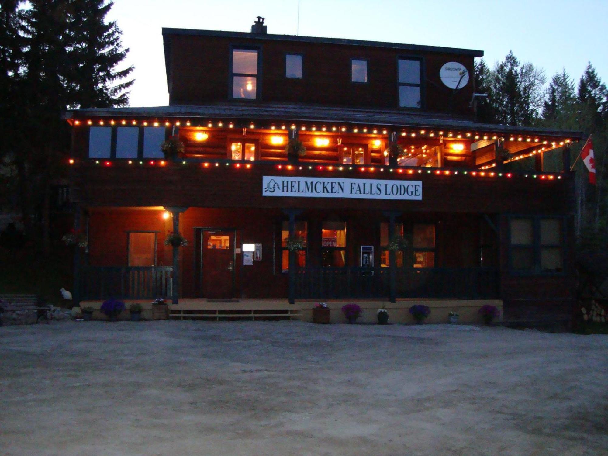 Helmcken Falls Lodge Cabin Rooms And Rv Park Clearwater Zewnętrze zdjęcie