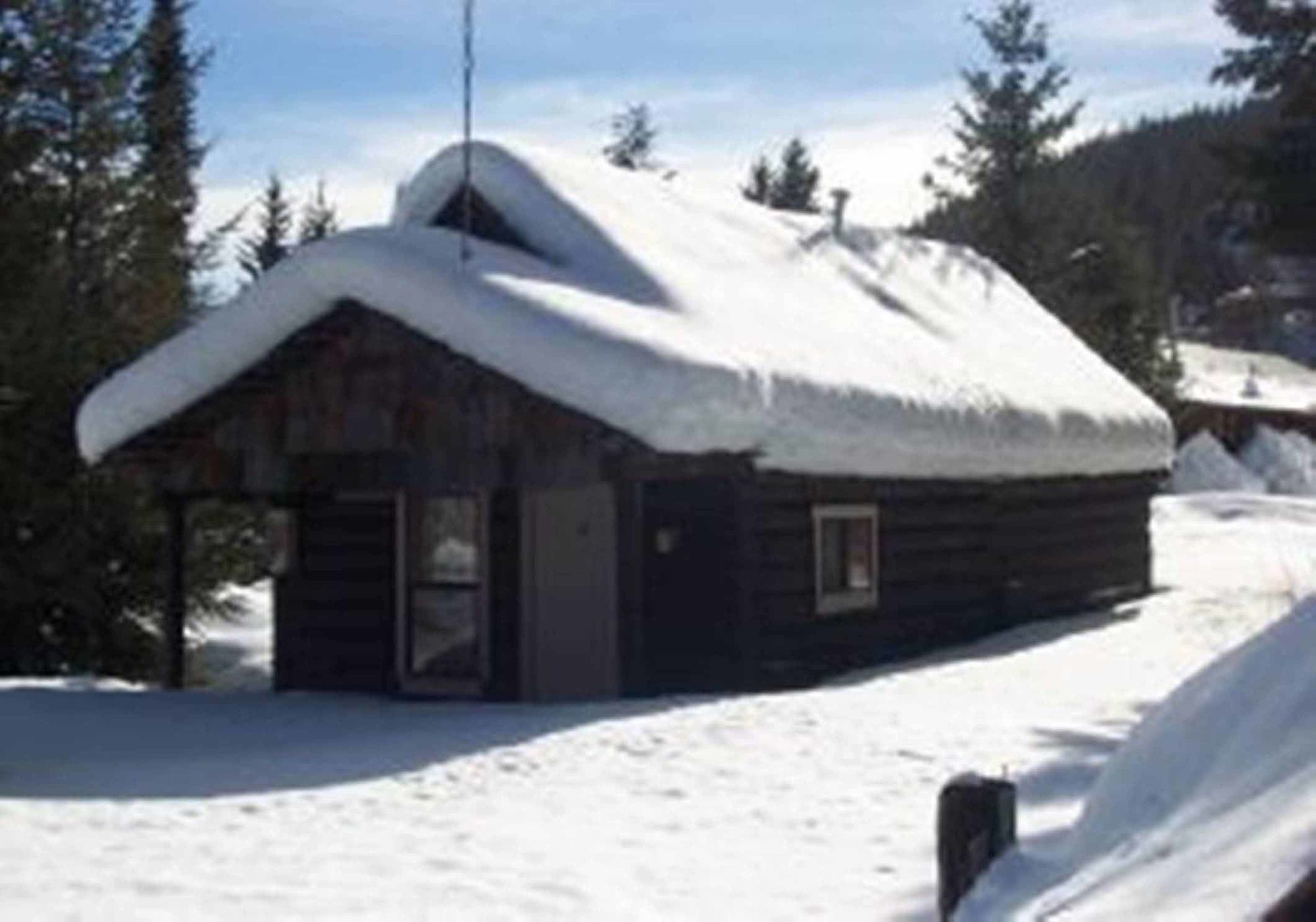 Helmcken Falls Lodge Cabin Rooms And Rv Park Clearwater Zewnętrze zdjęcie